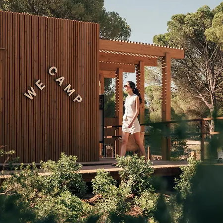 Деревянный коттедж Wecamp *